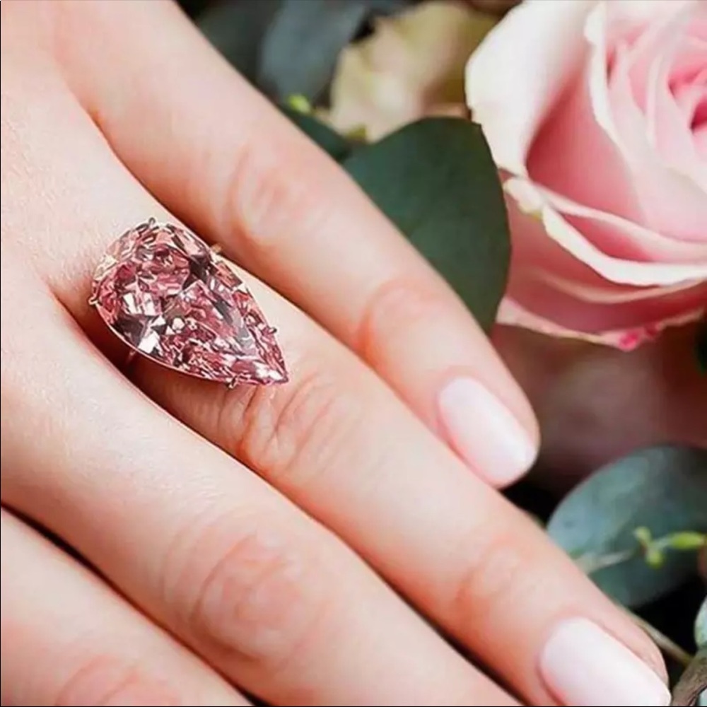 Trendy Silver Pear Shaped Crystal Stone Ring